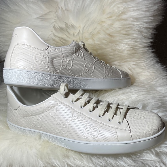 NWOT Men’s Gucci Ace Embossed Sneakers